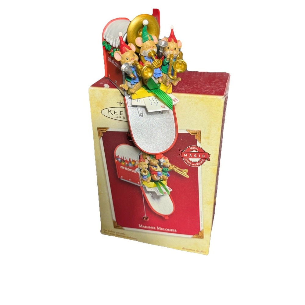 Vintage 2005 Hallmark Keepsake Ornament "Mailbox Melodies"QLX7632 Light & Motion